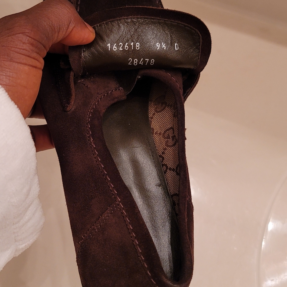 Shoe - Picture 5 of 6
